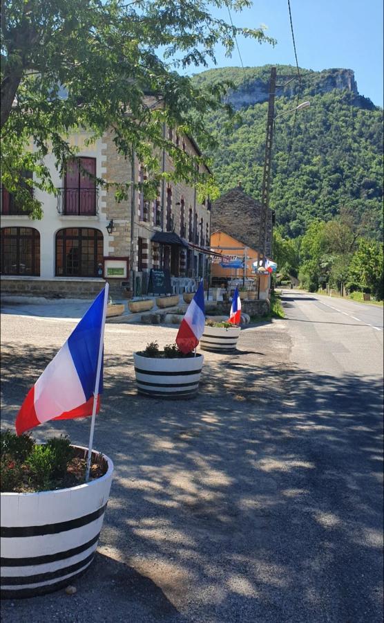 Hotel Des Gorges Au Viaduc Riviere-sur-Tarn Exterior photo